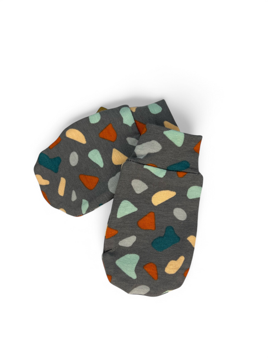 Doreza për të porsalindur të bëra nga pambuk Oeko-Tex me print Graphic Dots.