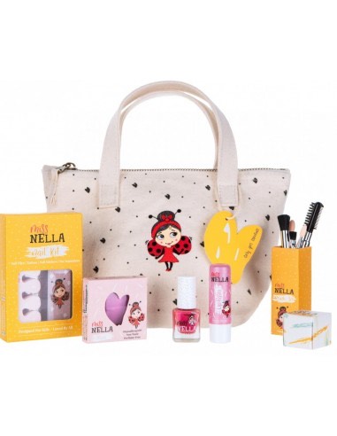 GIRLY GIRL ESSENTIALS